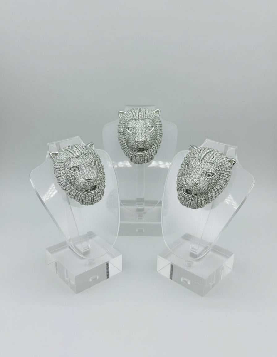 Lion Ring Silver & Moissnaite